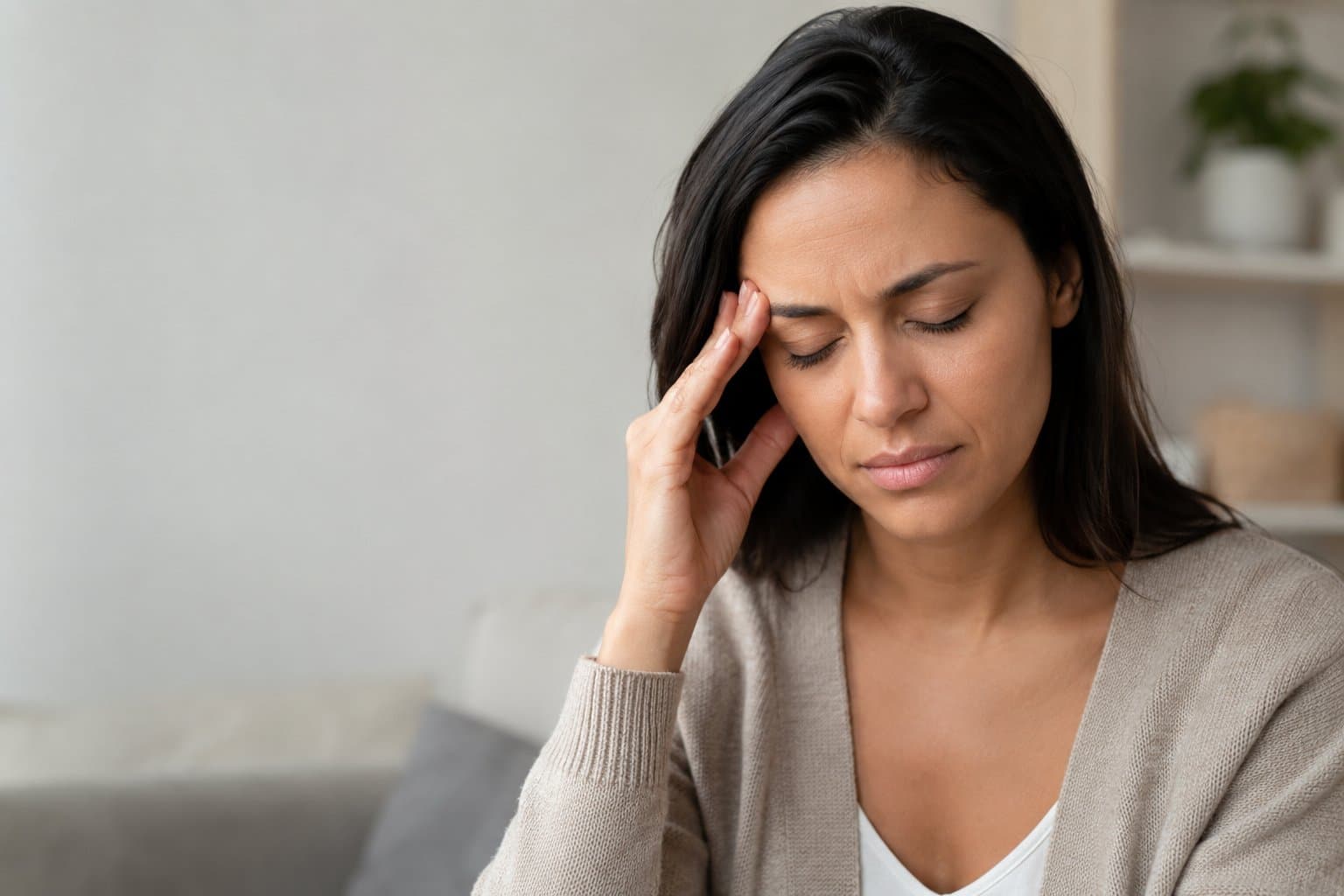Microfisioterapia para Enxaqueca: Como a Fisioterapia Integrativa Pode Ajudar a Encontrar a Raiz da Dor